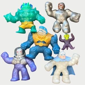 Heroes of Goo Jit Zoo Lot of 5 Plus Bonus Mini